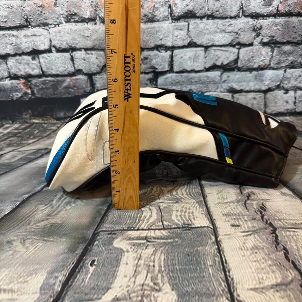 Taylor Made Sim 2 Driver Head Cover #B2201 - NEW - Picture 9 of 9